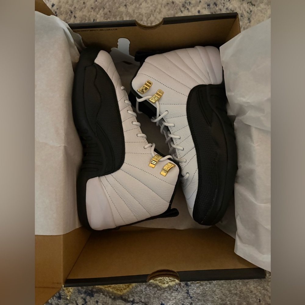 Air Jordan 12 Retro (GS) **Taxi** 5.5Y